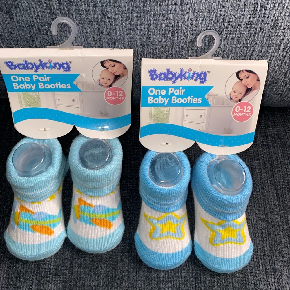 Baby booties 0-12